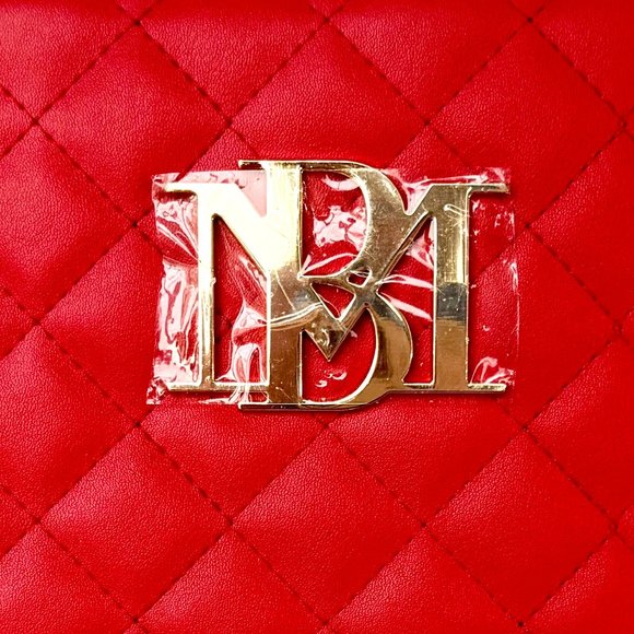 Badgley Mischka Quilted Chain Strap Bag - Picture 7 of 11